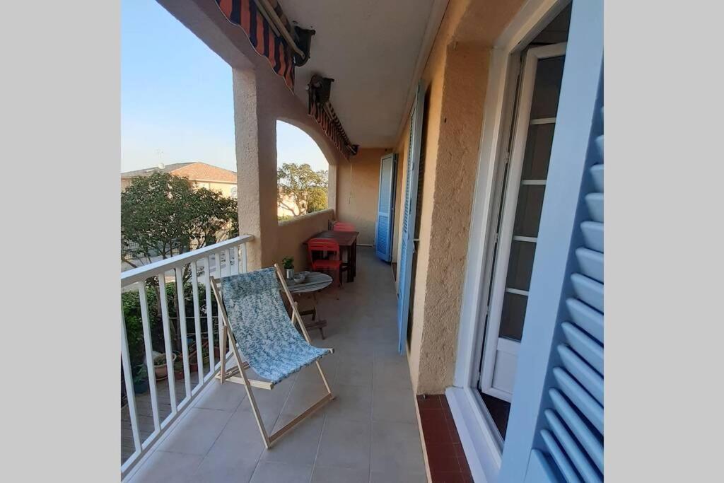 Appartement T2 A La Croix Valmer Piscine Et Tennis Bagian luar foto