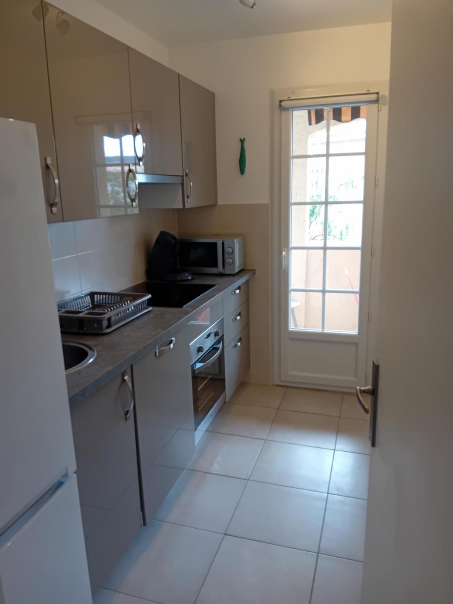 Appartement T2 A La Croix Valmer Piscine Et Tennis Bagian luar foto