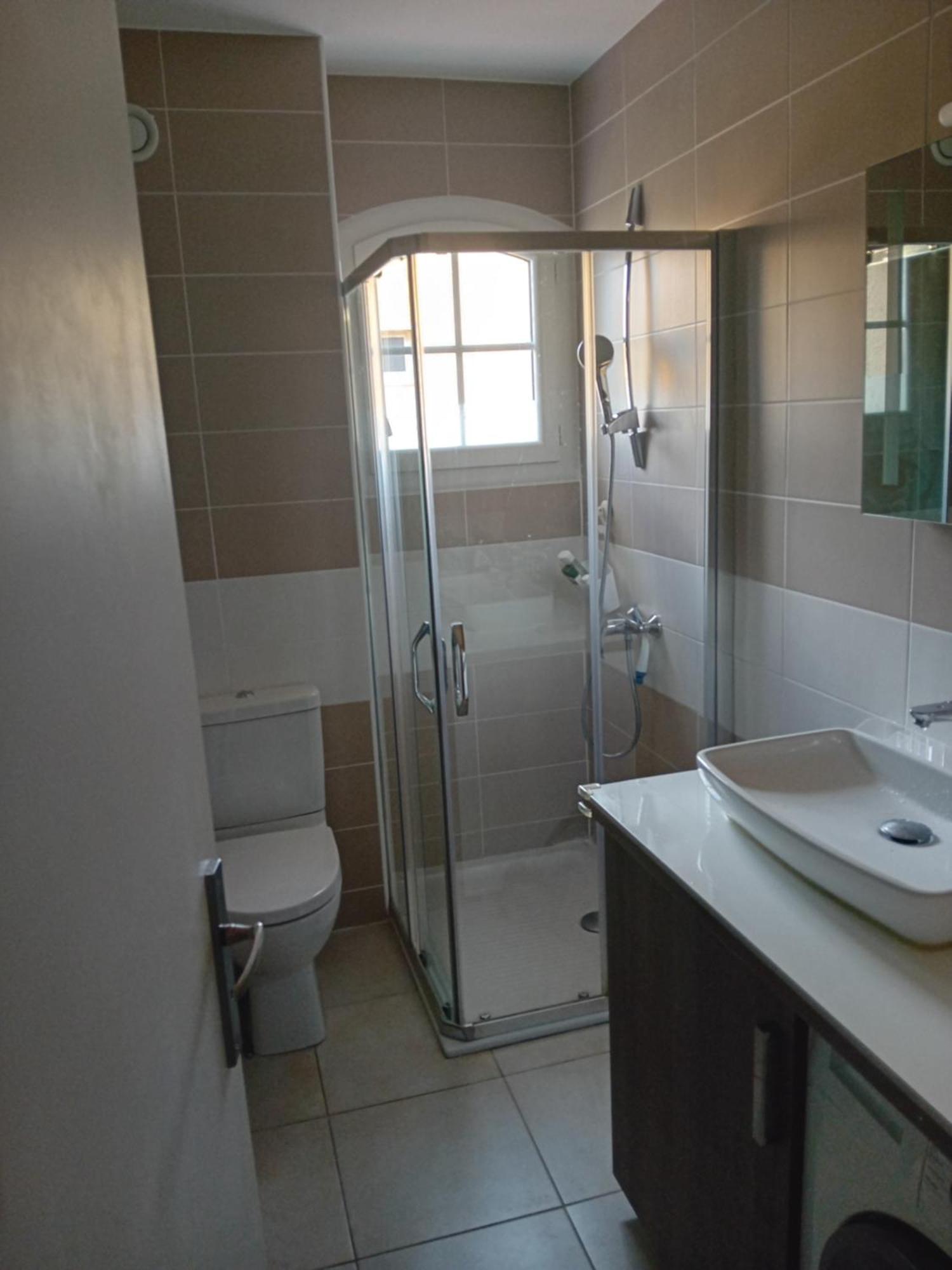Appartement T2 A La Croix Valmer Piscine Et Tennis Bagian luar foto